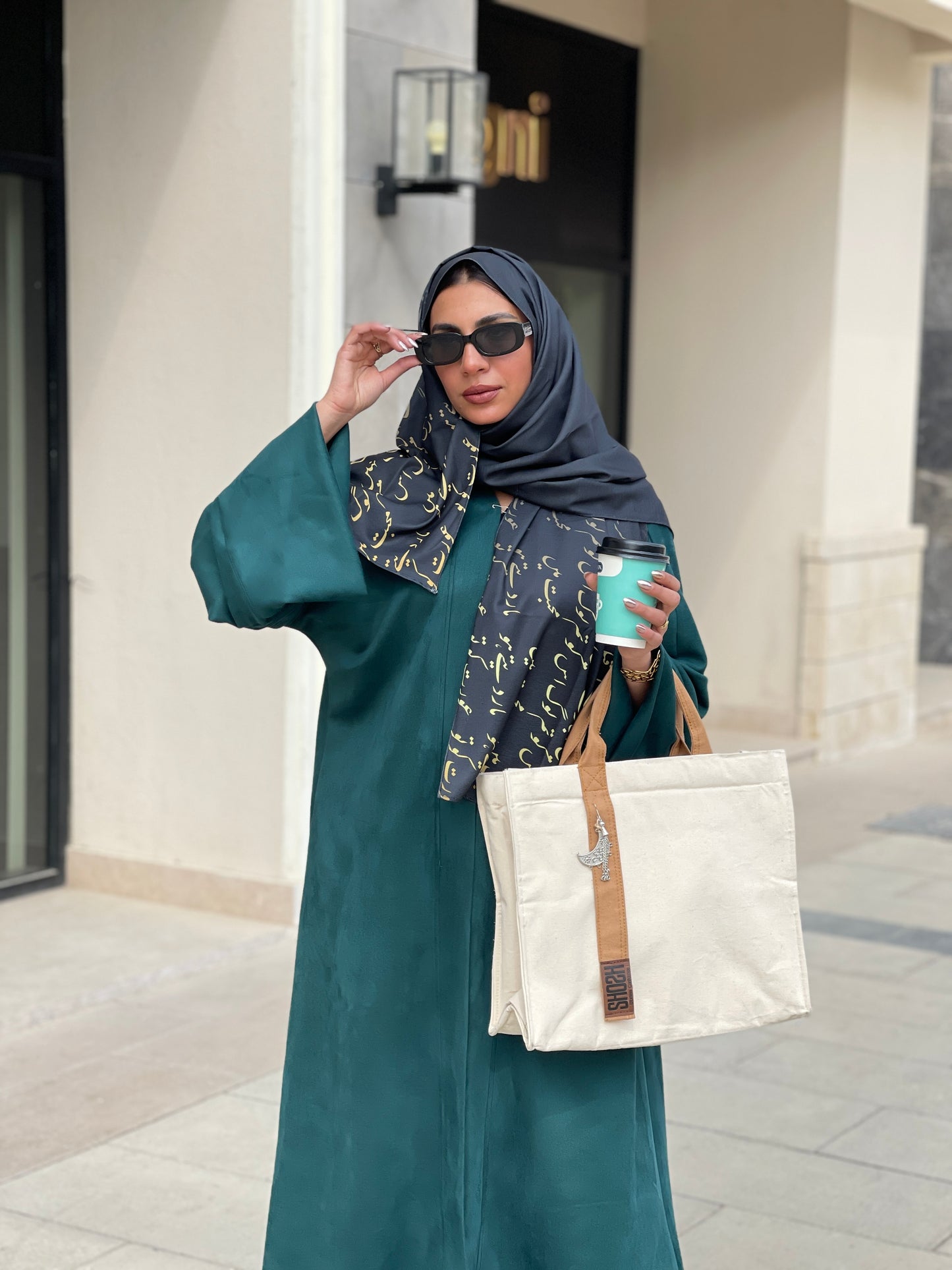 Ramadan Kaftan with Black Arabic Scarf